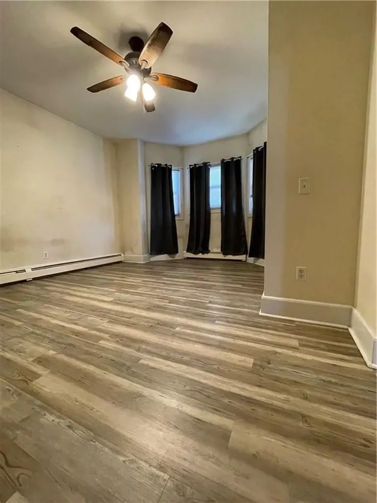 103 Hamlet Avenue Woonsocket RI 02895