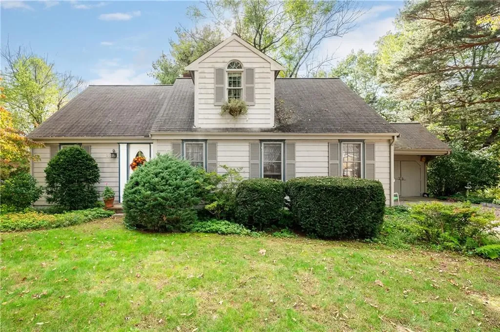 23 Newell Drive Cumberland RI 02864