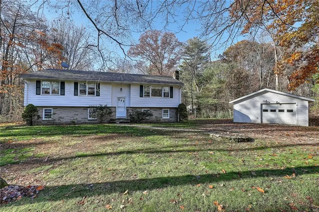 97 Winsor Road Foster RI 02825