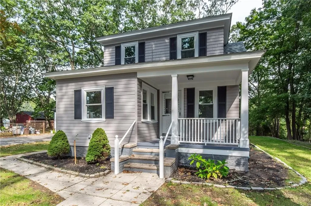 317 Inez Avenue Warwick RI 02886