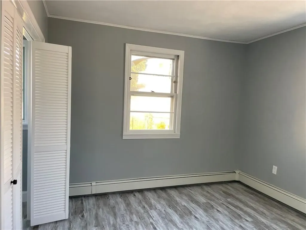 102 Ophelia Street Providence RI 02909