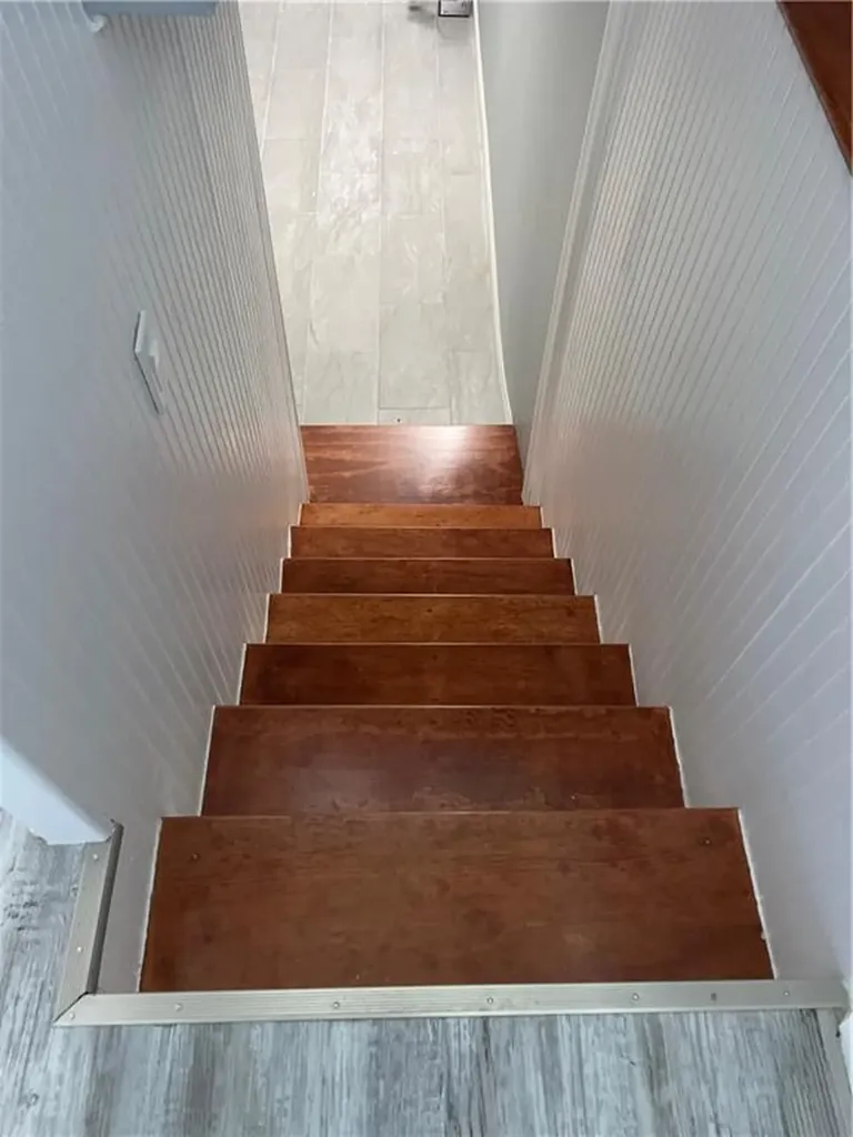 102 Ophelia Street Providence RI 02909