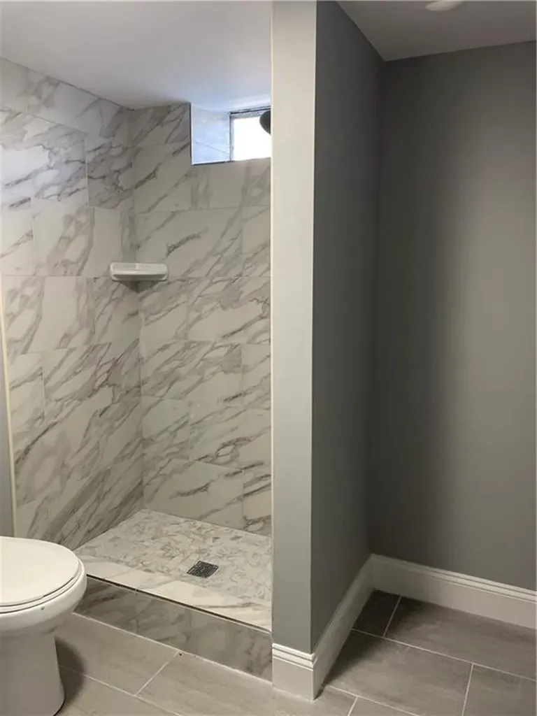 102 Ophelia Street Providence RI 02909