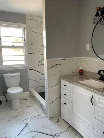 102 Ophelia Street Providence RI 02909