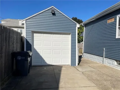 102 Ophelia Street Providence RI 02909