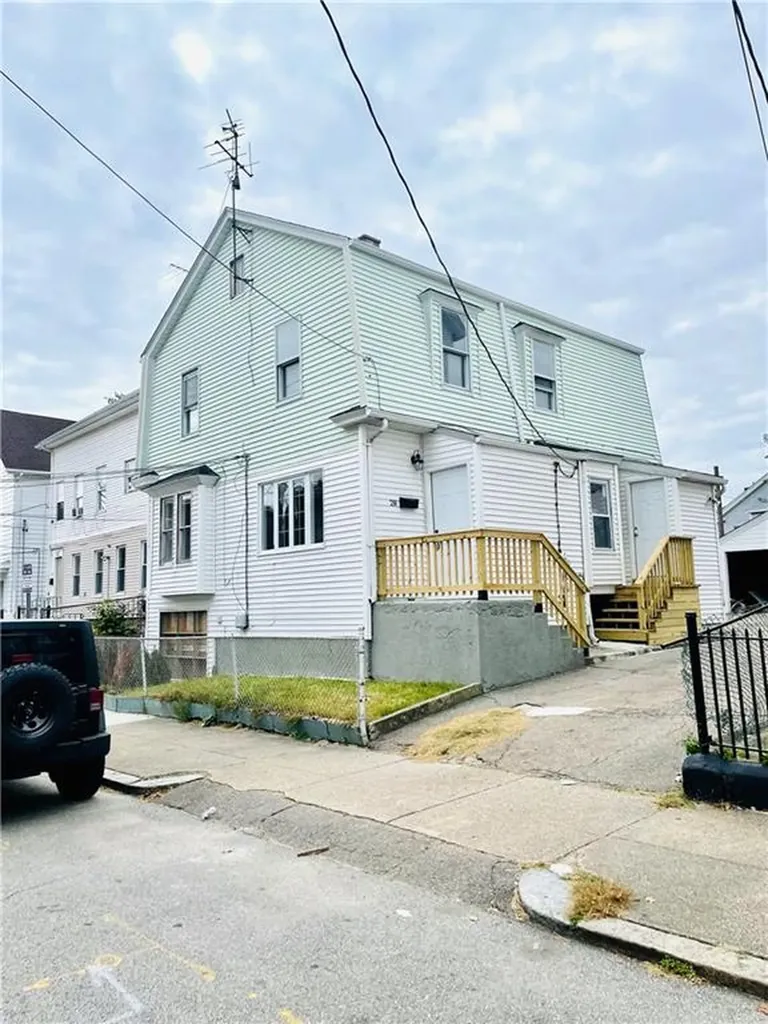 28 Slater Street Pawtucket RI 02860