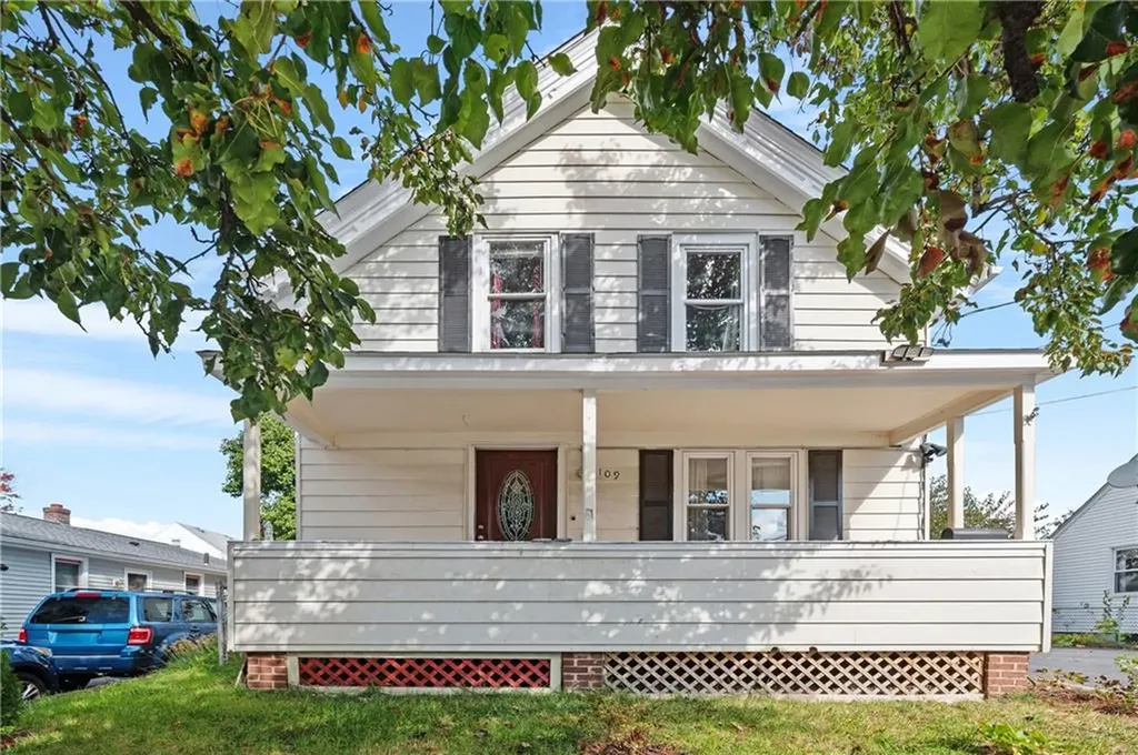 109 Chandler Avenue Pawtucket RI 02860