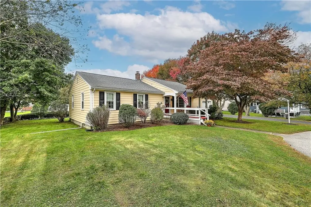 1 Redwood Court Warren RI 02885
