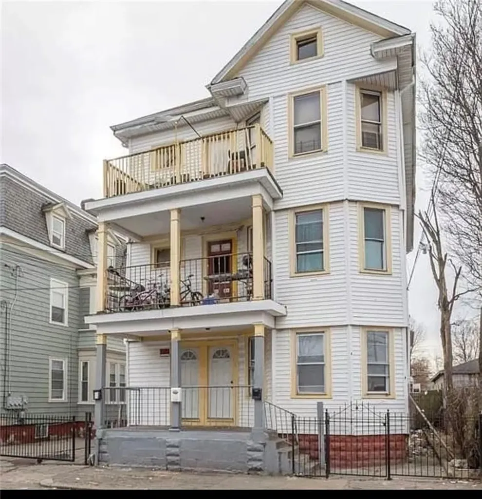 224 Hanover Street Providence RI 02907