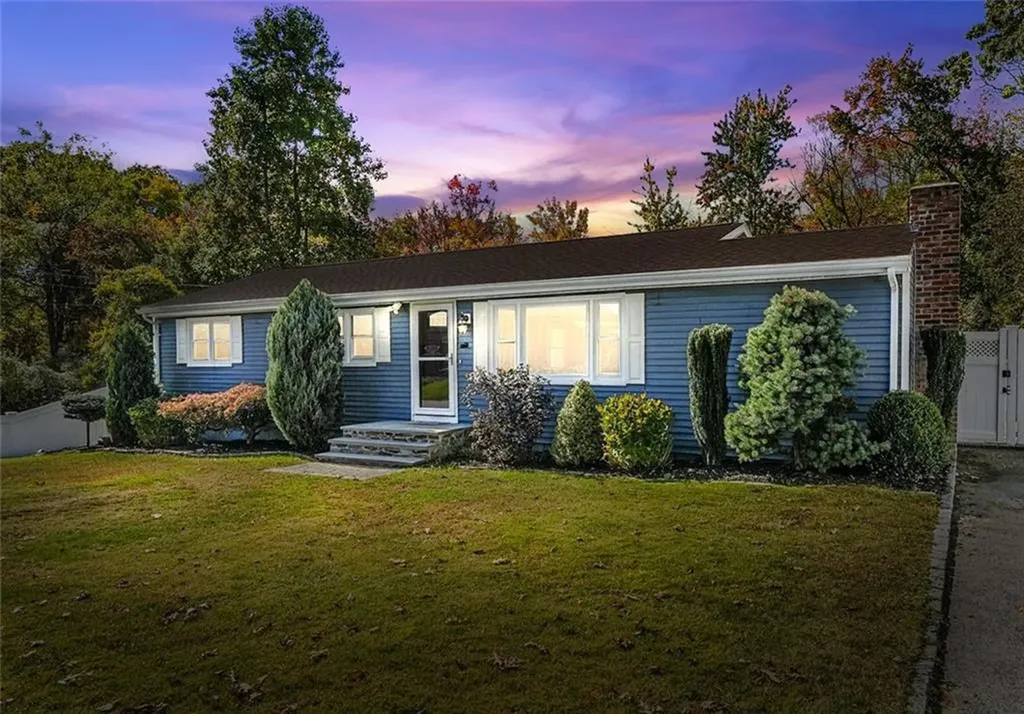 401 Lake Shore Drive Warwick RI 02889