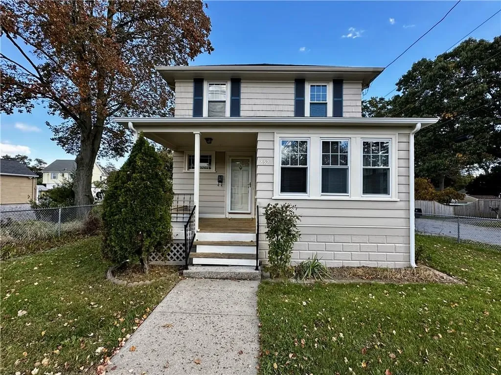 852 Warwick Avenue Warwick RI 02888