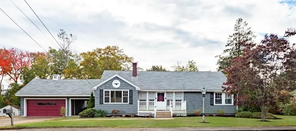 18 Lowell Street Coventry RI 02816