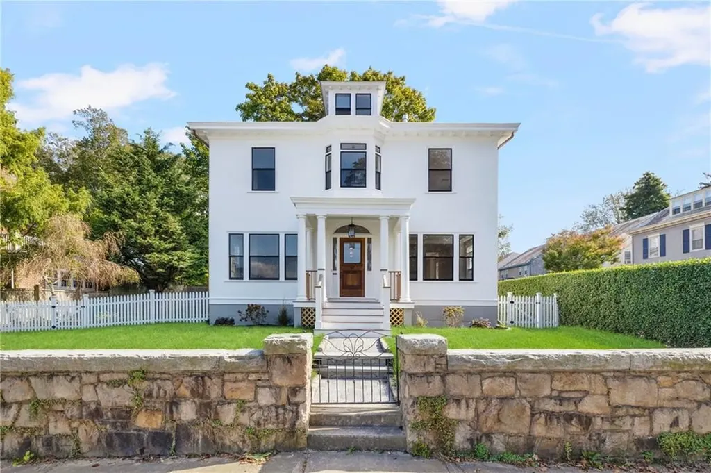 39 Kay Street Newport RI 02840