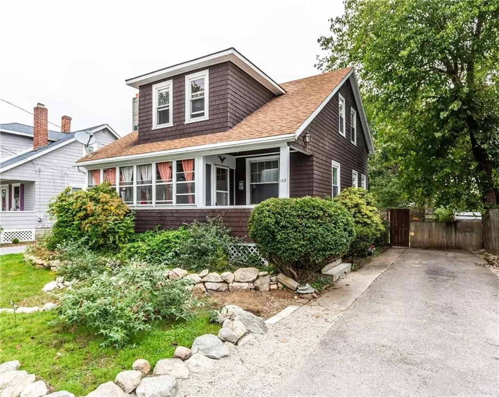 160 Manolla Avenue Warwick RI 02888