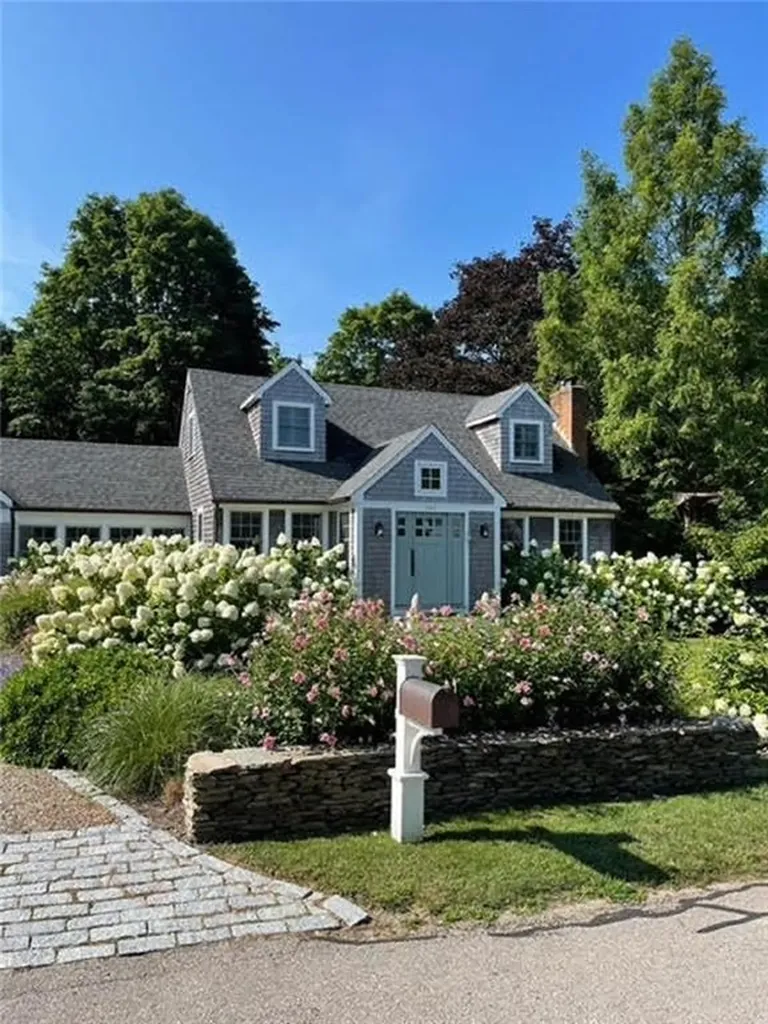 143 Longfellow Road Jamestown RI 02835