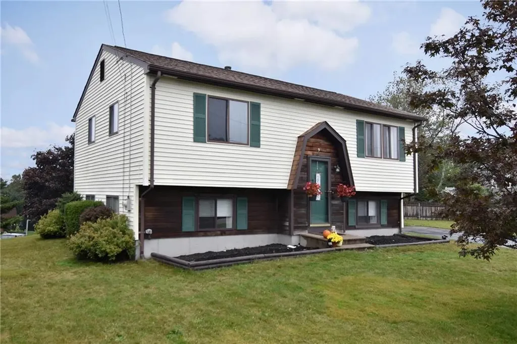 9 Quill Drive West Warwick RI 02893