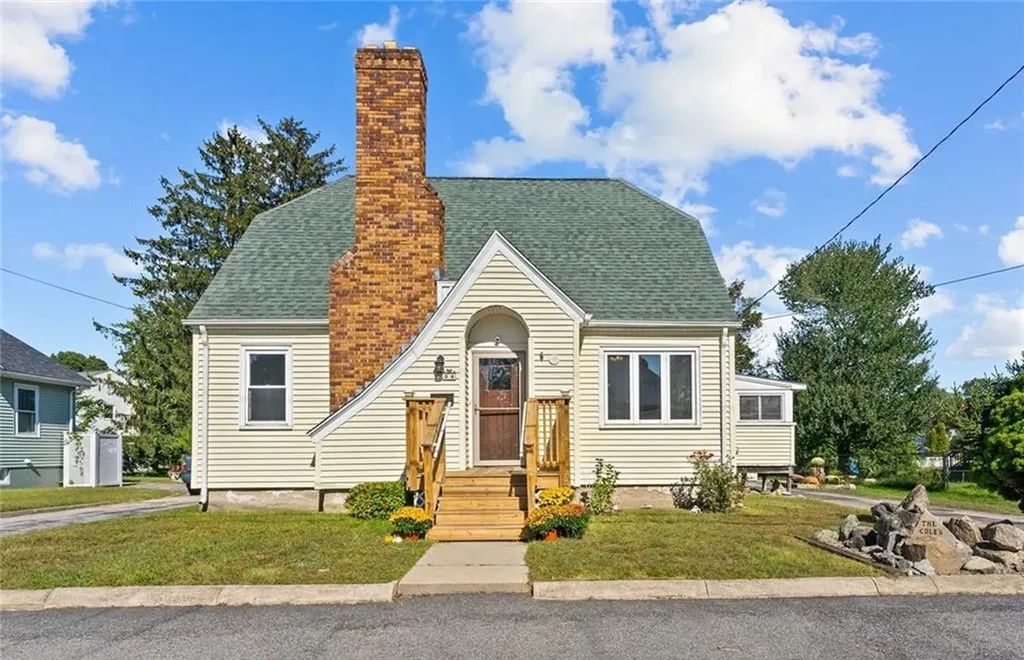 34 Wharf Road Warwick RI 02889