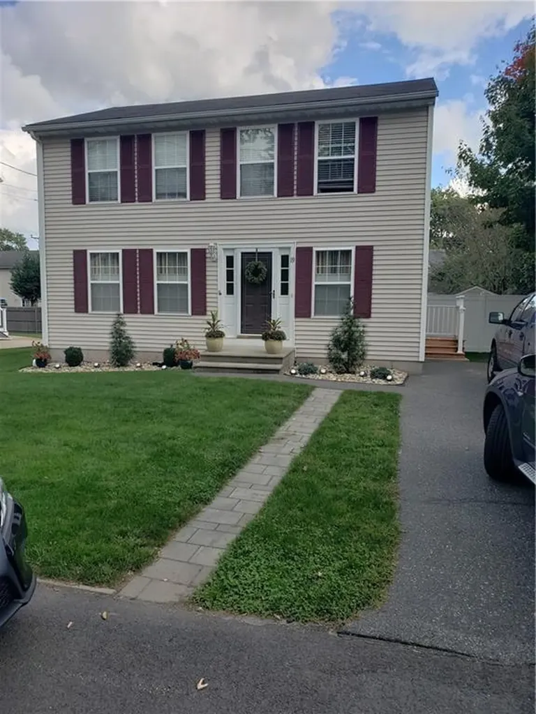 19 Frances Street Cumberland RI 02864