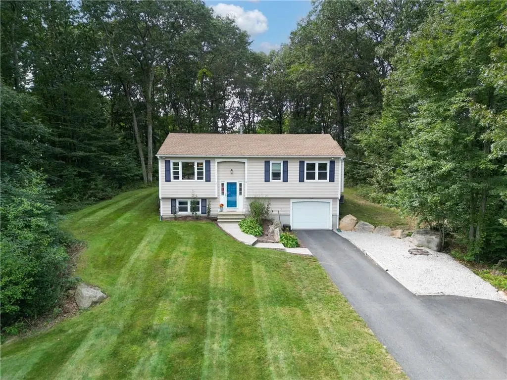 12 Everbloom Drive Johnston RI 02919