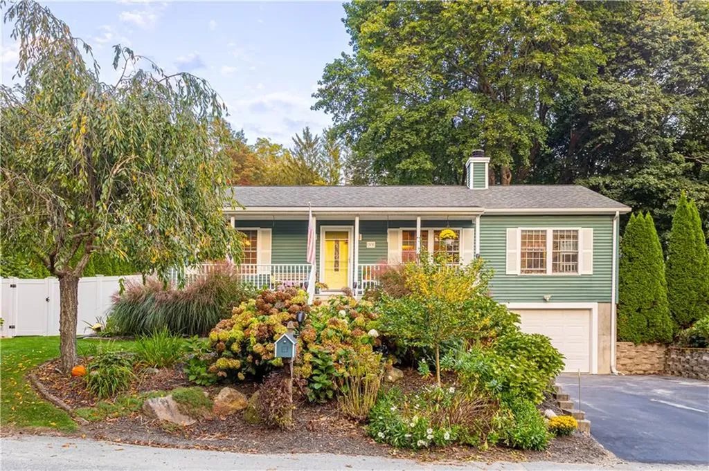 33 Biltmore Avenue Cumberland RI 02864