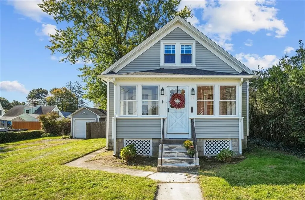 11 Mapleton Street Cranston RI 02910
