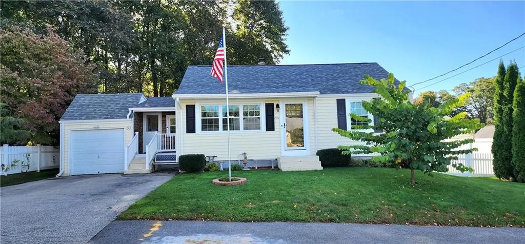 60 Notre Dame Avenue Cumberland RI 02864