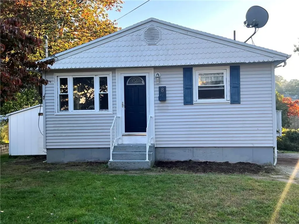 8 Wentworth Street North Providence RI 02904