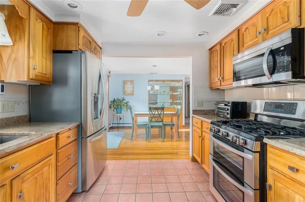 2 Arlington Drive Lincoln RI 02865