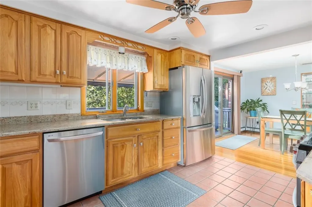 2 Arlington Drive Lincoln RI 02865