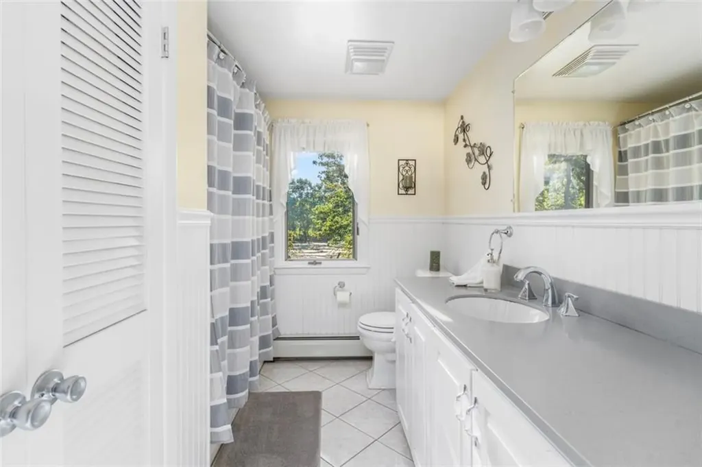 2 Arlington Drive Lincoln RI 02865