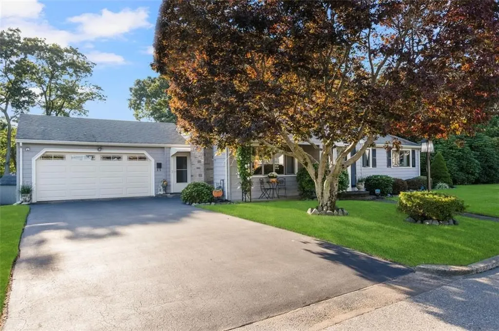 2 Arlington Drive Lincoln RI 02865