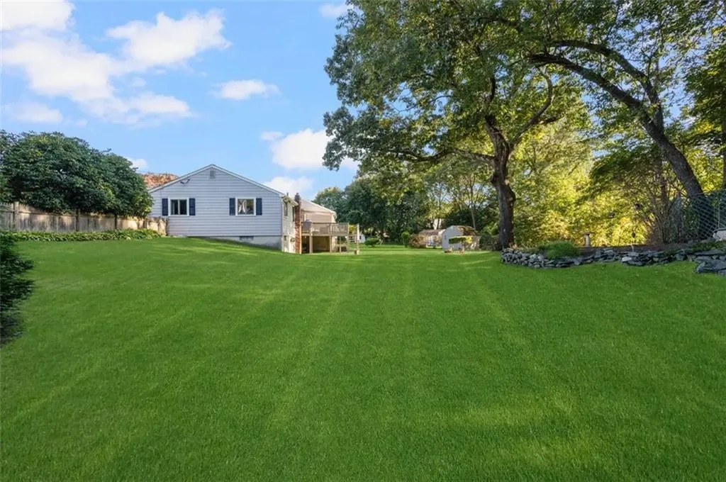 2 Arlington Drive Lincoln RI 02865