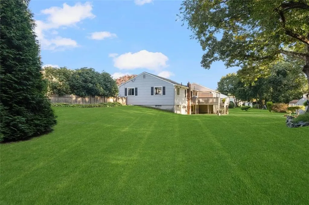 2 Arlington Drive Lincoln RI 02865