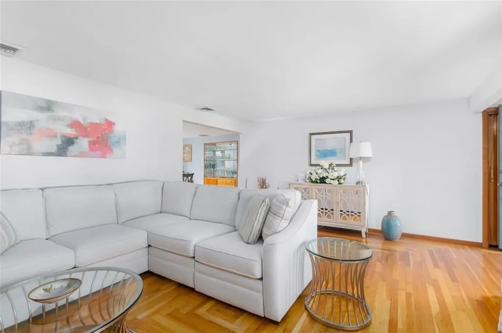 2 Arlington Drive Lincoln RI 02865