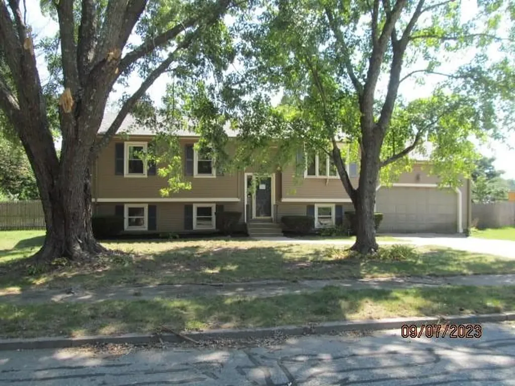 3 Circlewood Drive Coventry RI 02816