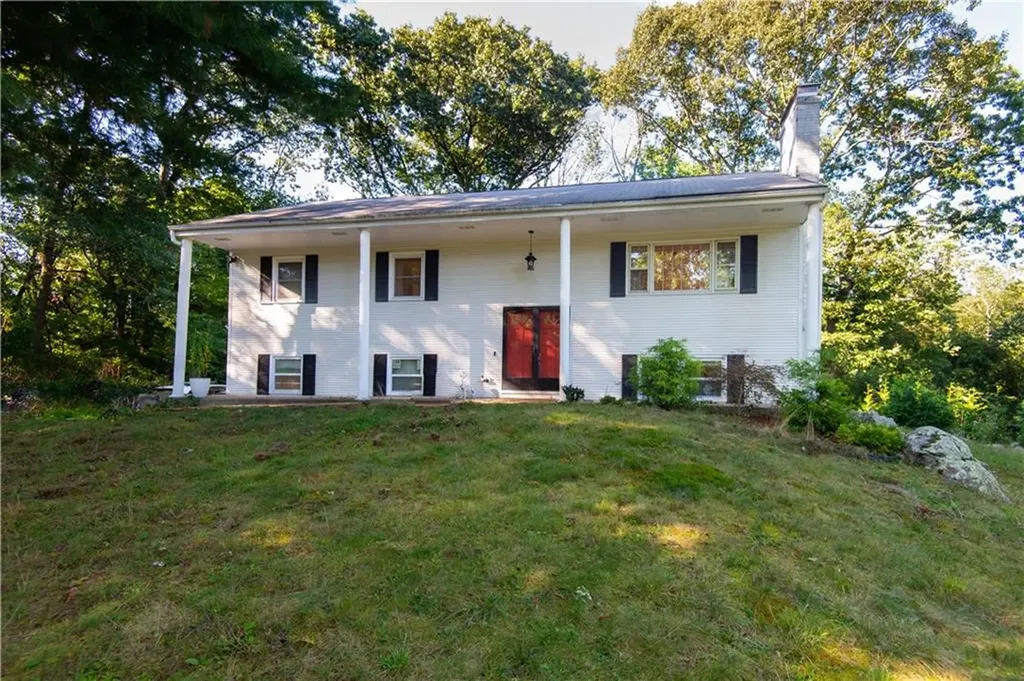 941 Cowesett Road Warwick RI 02886