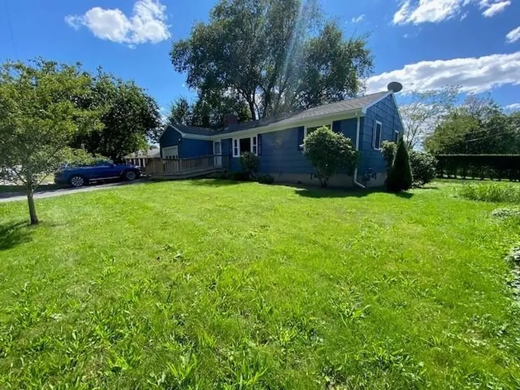 57 Forest Avenue Middletown RI 02842