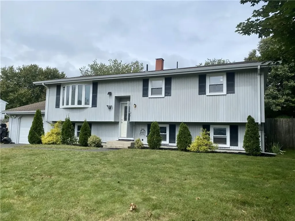 21 Sunnyside Drive Warwick RI 02889