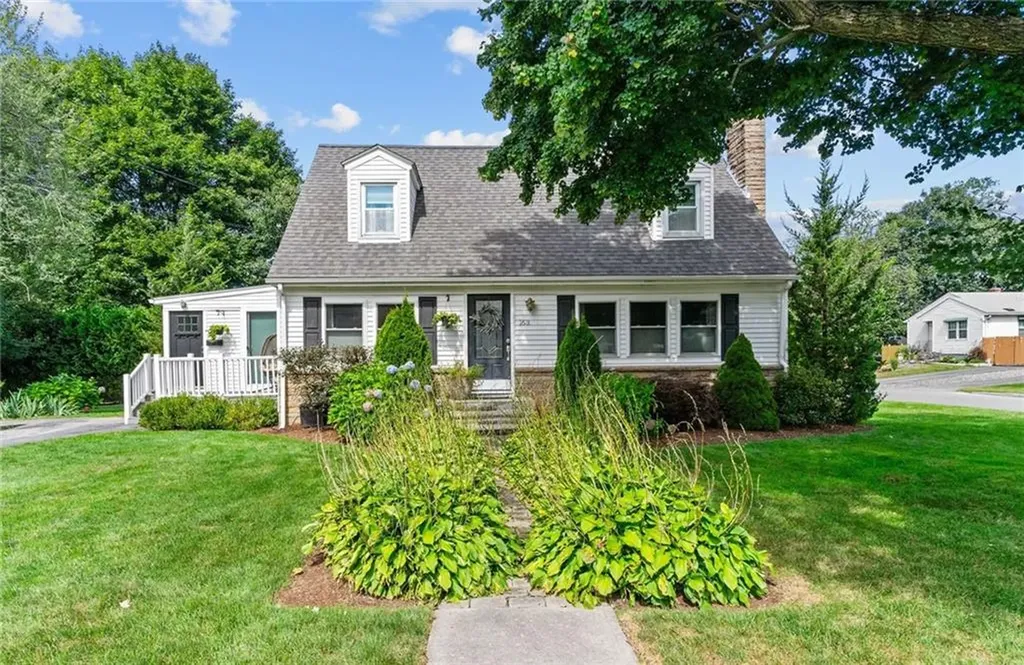 163 Central Avenue Johnston RI 02919