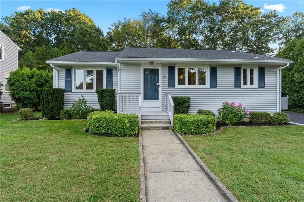 160 Edmond Drive Warwick RI 02886
