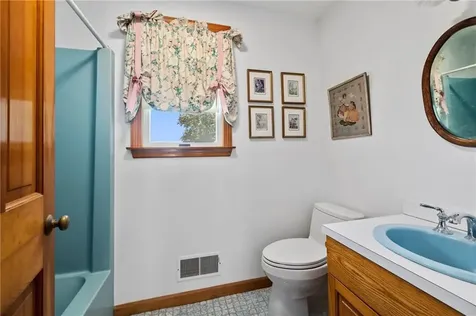 1194 Center Road Block Island RI 02807