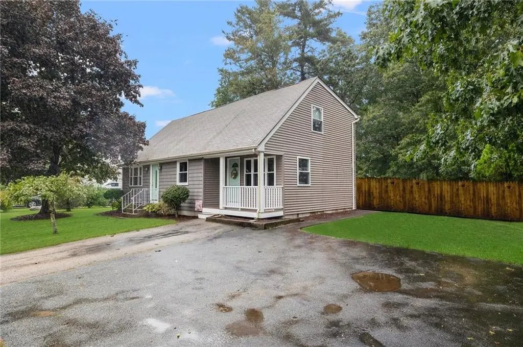 4 Black Walnut Drive Coventry RI 02816