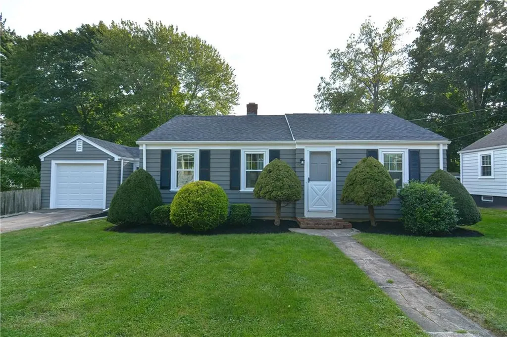 64 Valley Street Cranston RI 02920