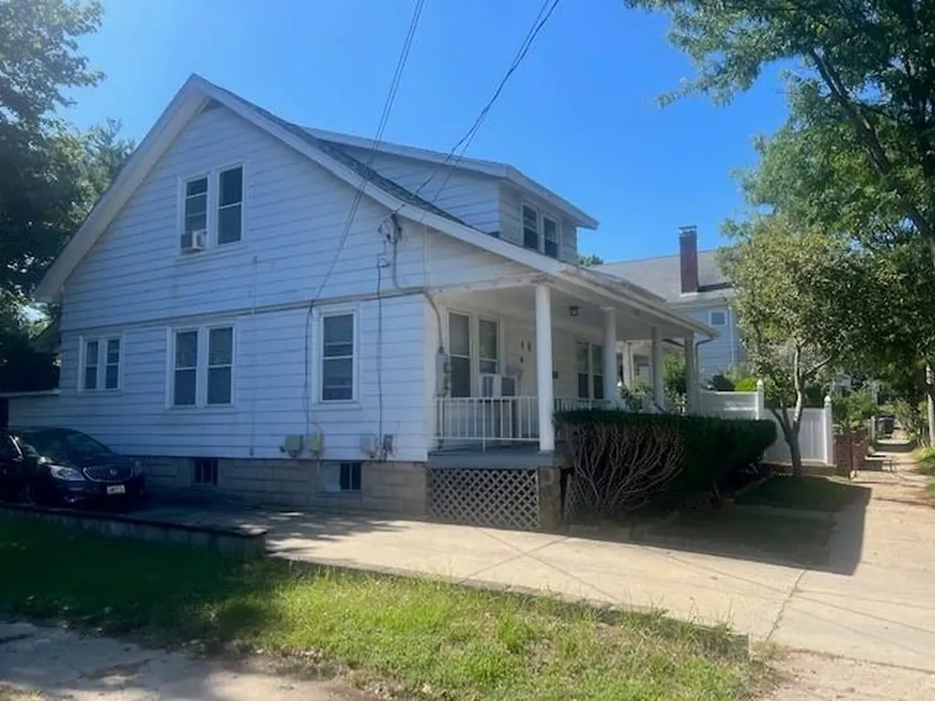 104 Alabama Avenue Providence RI 02905