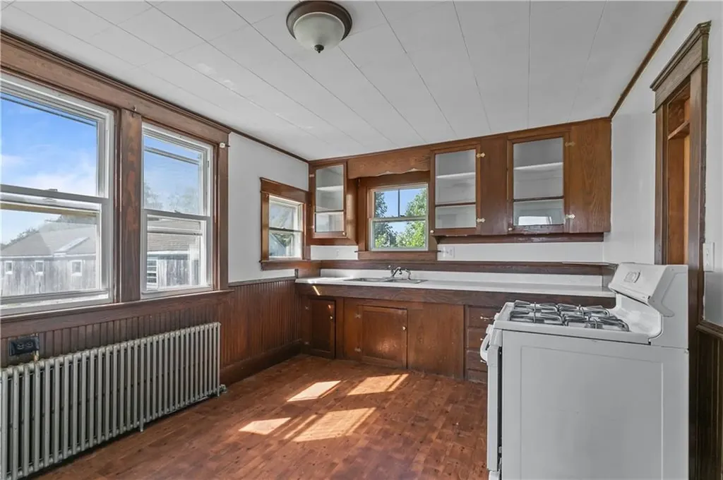 141 South Of Commons Road Little Compton RI 02837