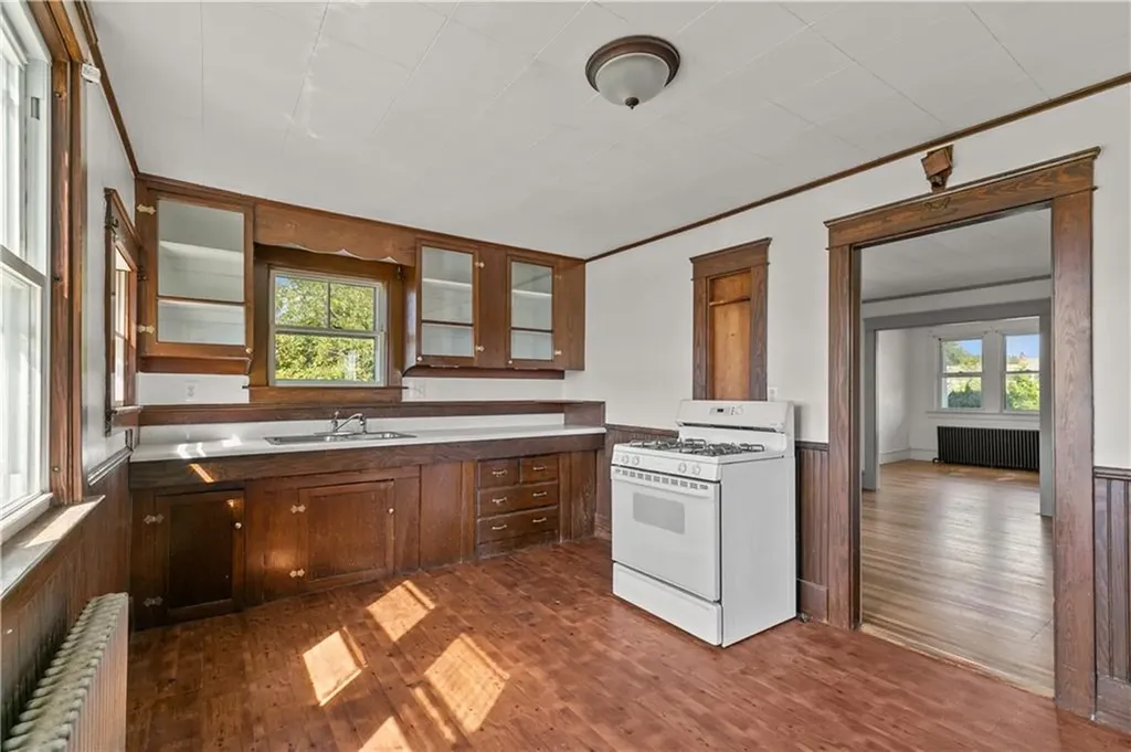 141 South Of Commons Road Little Compton RI 02837