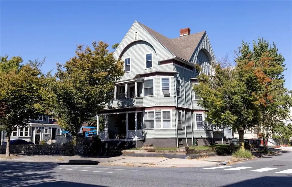 271 273 Broadway Providence RI 02903