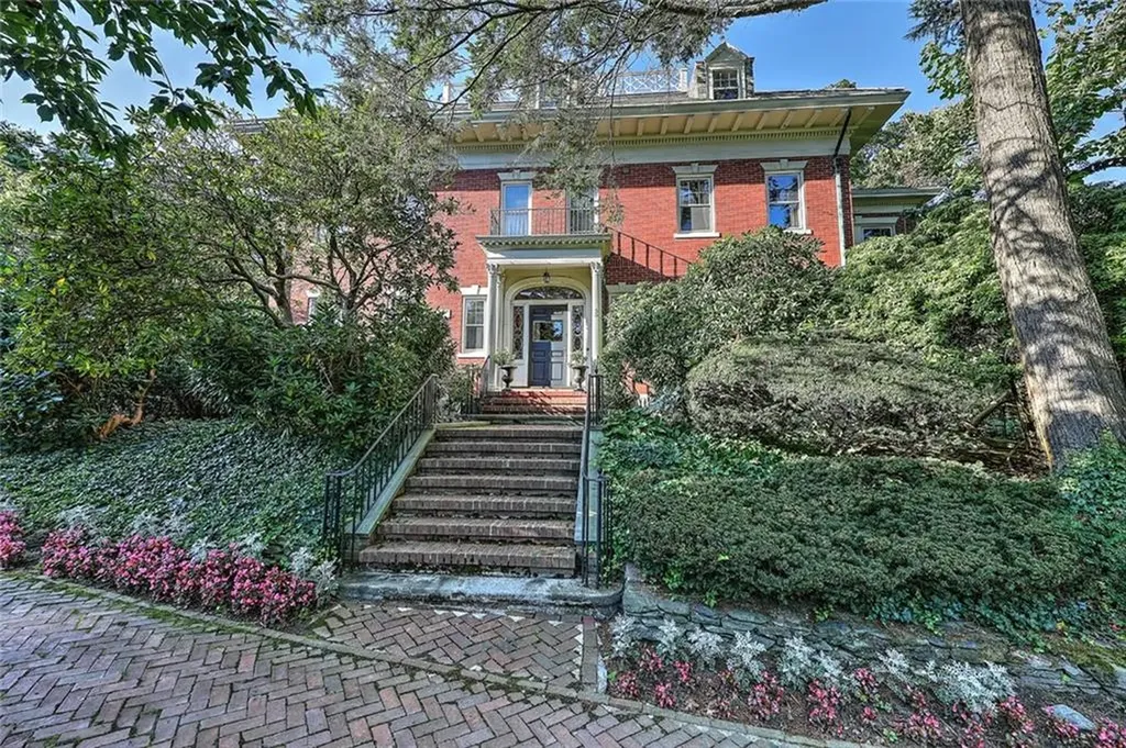 30 Freeman Parkway Providence RI 02906