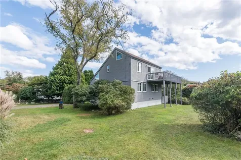 40 Twin Peninsula Avenue South Kingstown RI 02879