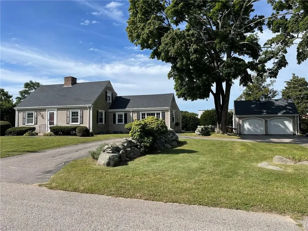 3 Longvue Avenue Westerly RI 02891